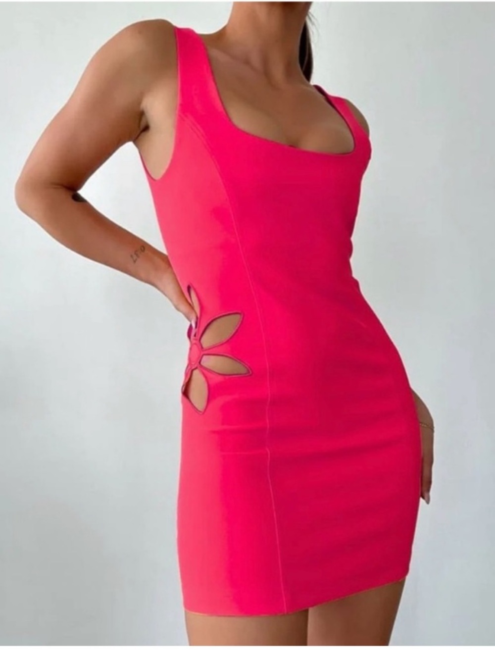 NWT! Rumored Pink Flower Cut Out Mini